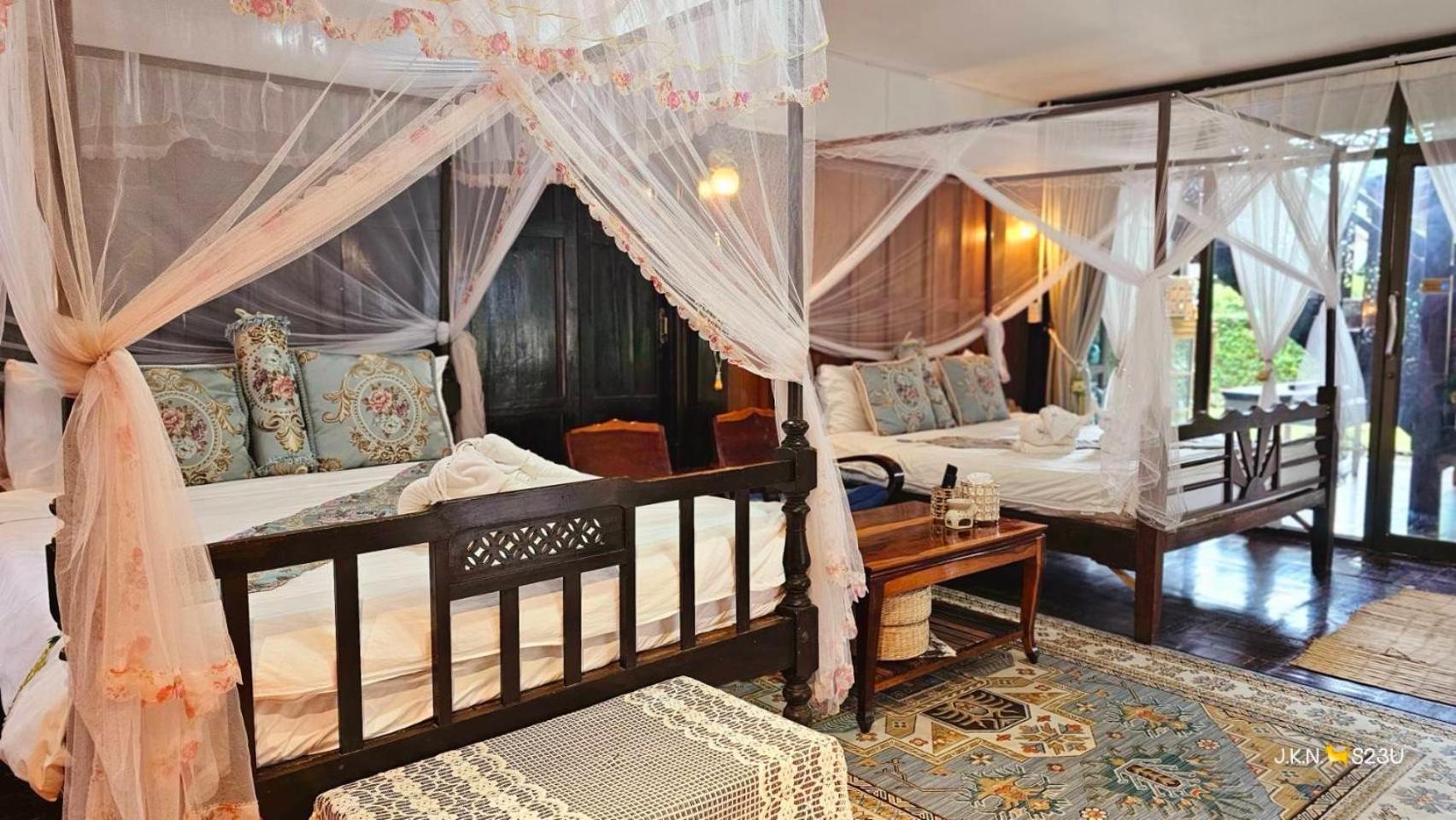 The Antique Riverside Resort Ban Pong  Dış mekan fotoğraf